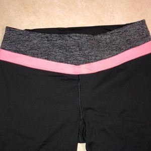 Victoria’s Secret VSX Sport leggings